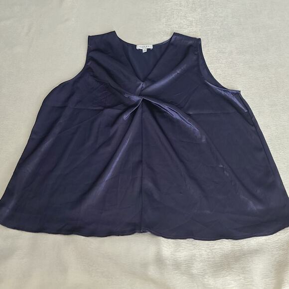 Gilli satin sleeveless blouse Blue Size 2x Stitch Fix office Formal Polished - Picture 4 of 5